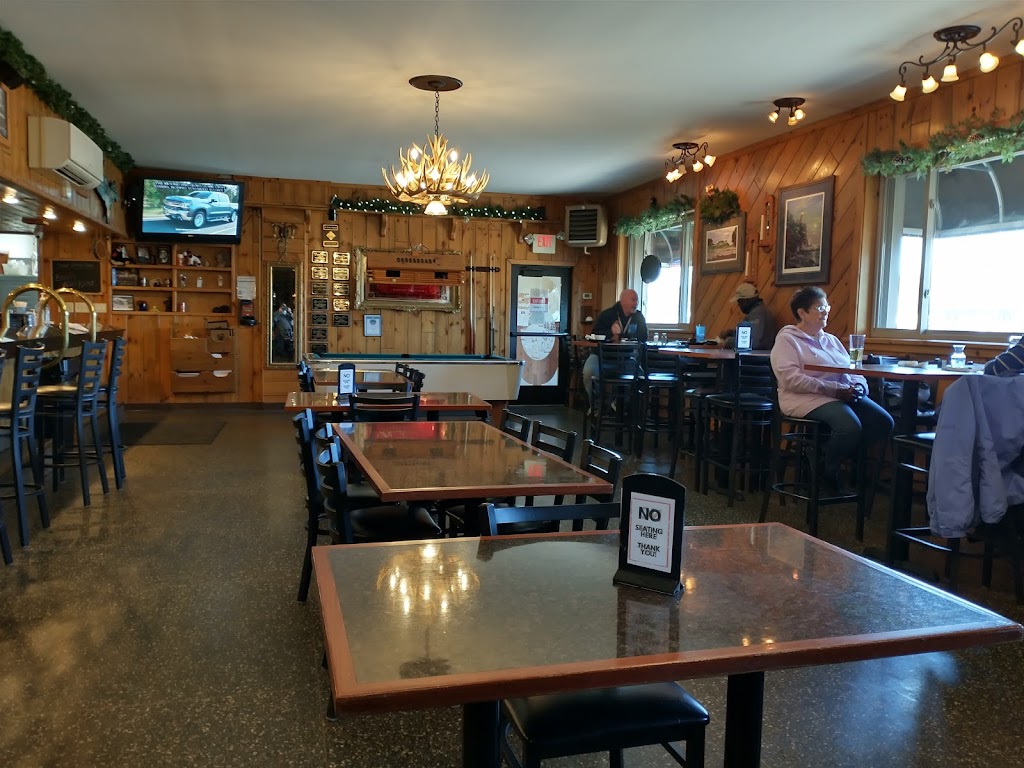 Crossroads Restaurant | restaurant | 900 Co Rd 480, Marquette, MI 49855, USA | 9062498912 OR +1 906-249-8912