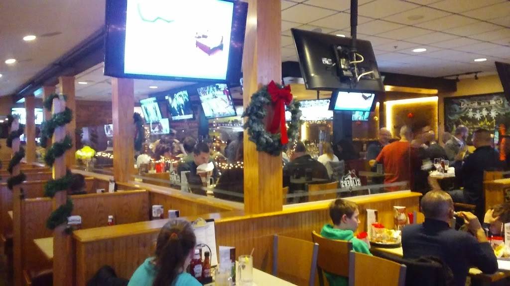 Sliders Grill & Bar | restaurant | 1219 S Main St, Plantsville, CT 06479, USA | 8606288815 OR +1 860-628-8815