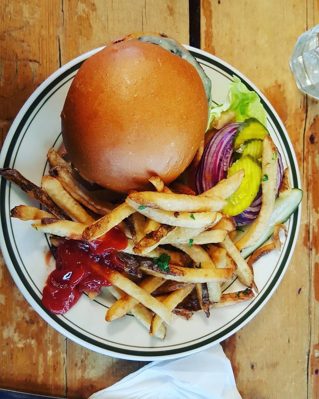 DuMont Burger | restaurant | 314 Bedford Ave, Brooklyn, NY 11211, USA | 7183846127 OR +1 718-384-6127
