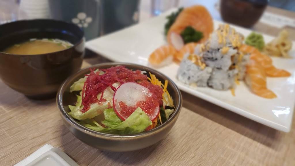 Araya Sushi | restaurant | 6040 Hwy 7, Markham, ON L3P 3A8, Canada | 9052016669 OR +1 905-201-6669