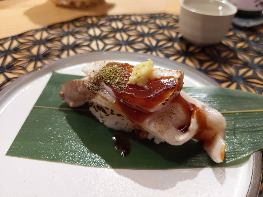 Uroko | restaurant | 1023 Springdale Rd Bldg 1 Suite C, Austin, TX 78721, USA | 5125204004 OR +1 512-520-4004