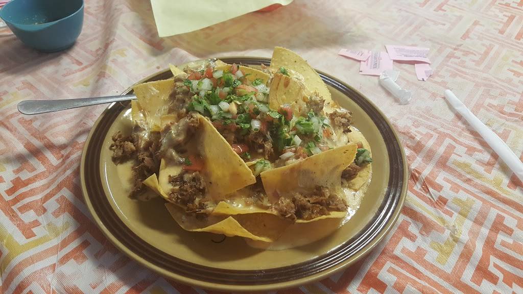 TJs Grille | restaurant | 3999 TX-16, Bandera, TX 78003, USA | 8307964600 OR +1 830-796-4600