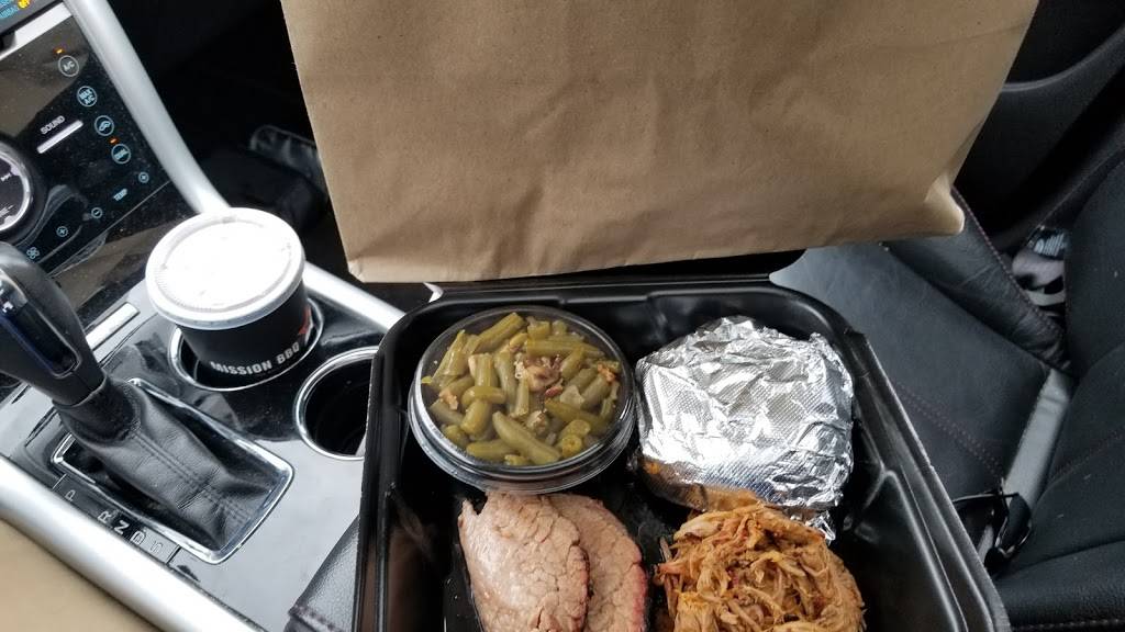 Mission Bbq | restaurant | 8655 Mason Montgomery Rd, Mason, OH 45040, USA | 5139640984 OR +1 513-964-0984