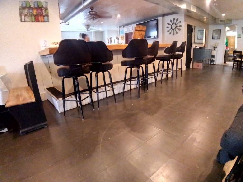 Radars Pub | restaurant | 2052 Main St, Three Rivers, MA 01080, USA | 4132836989 OR +1 413-283-6989