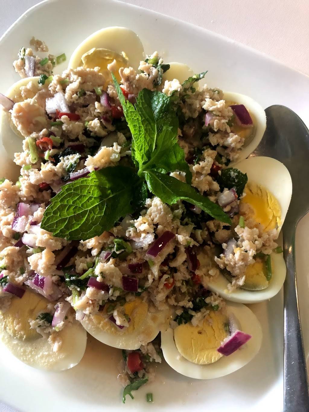 Mali Thai Cuisine | restaurant | 4955 S Ulster St, Denver, CO 80237, USA | 3037736254 OR +1 303-773-6254