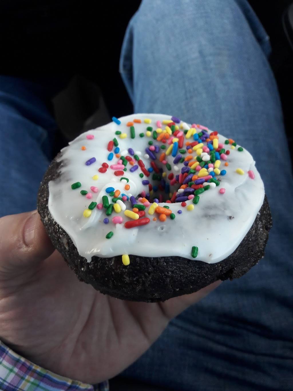 Dunkin | bakery | 8709 US-17, Surfside Beach, SC 29575, USA | 8432158124 OR +1 843-215-8124