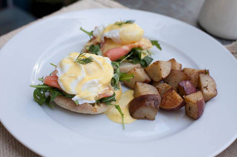 The Courtyard Kitchen | restaurant | 1211 Montana Ave, Santa Monica, CA 90403, USA | 3105872333 OR +1 310-587-2333