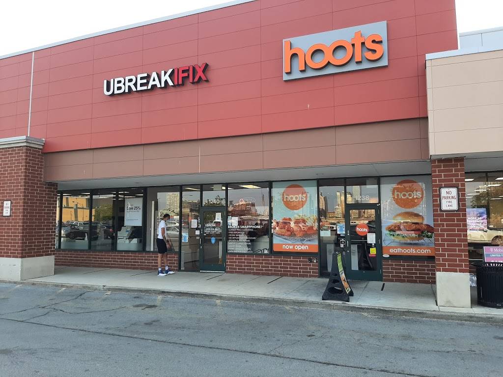 Hoots South Loop | restaurant | 1238 S Canal St, Chicago, IL 60607, USA | 8722490001 OR +1 872-249-0001