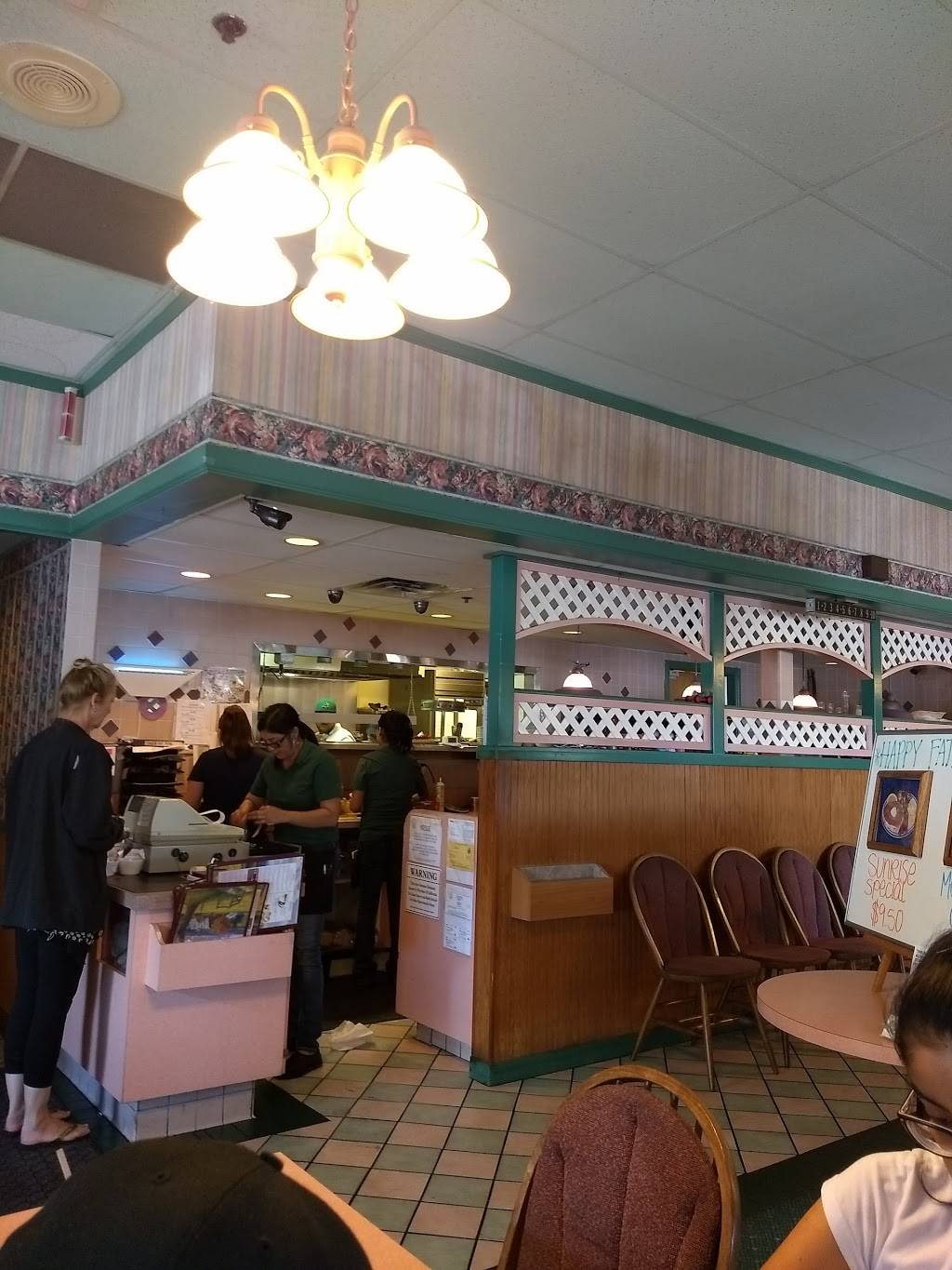 Country Waffles | restaurant | 7141 North Cedar Avenue # 102 # 102, Fresno, CA 93720, USA | 5592975217 OR +1 559-297-5217