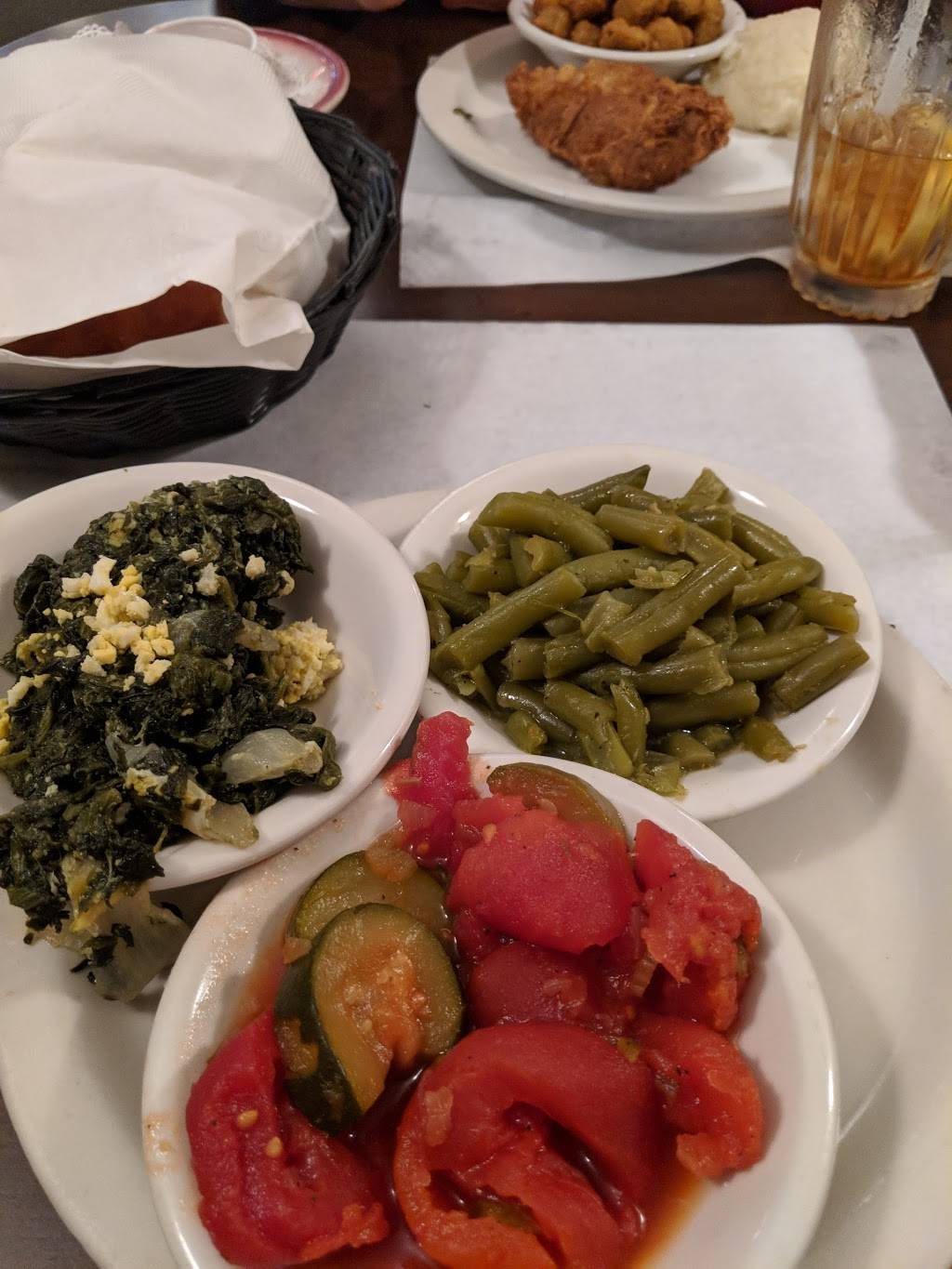 Silver Caboose Restaurant & Soda Fountain | restaurant | 132 E Mulberry St, Collierville, TN 38017, USA | 9018530010 OR +1 901-853-0010