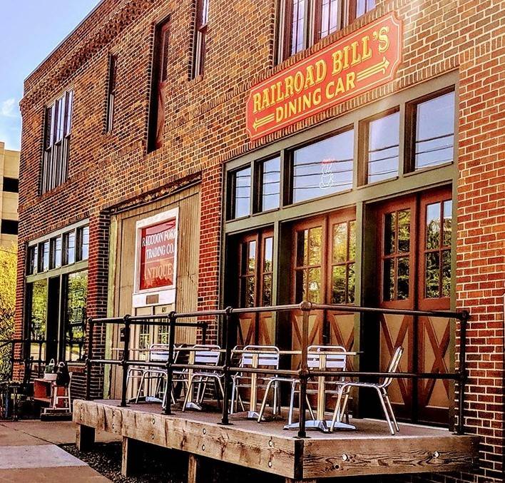 Railroad Bills Dining Car | restaurant | 621 Des Moines St, Des Moines, IA 50309, USA | 5152430247 OR +1 515-243-0247