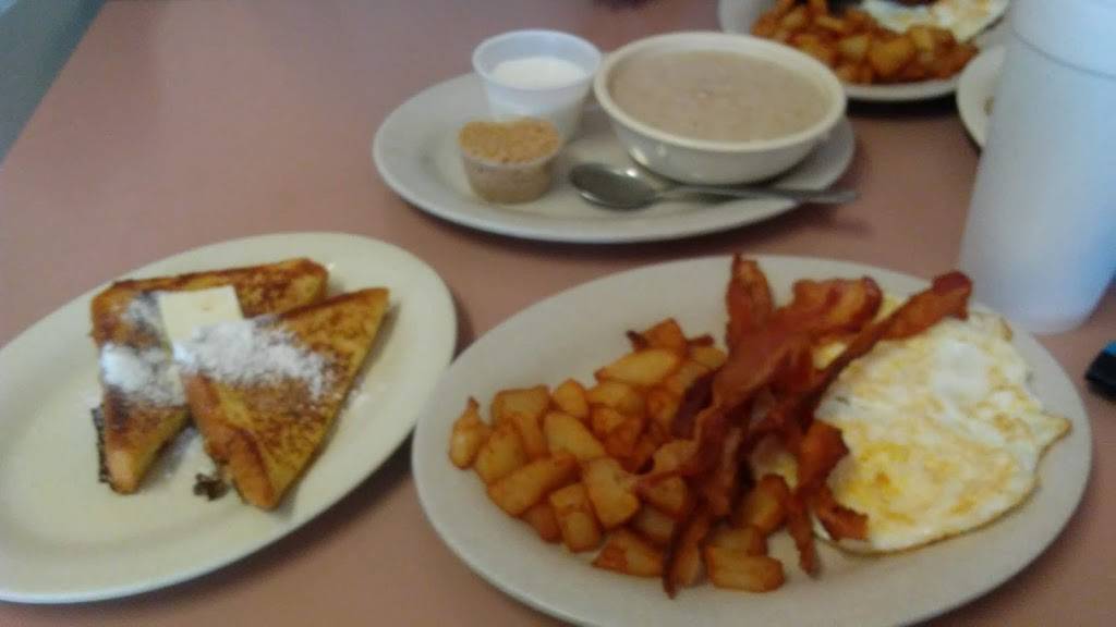 Donut Shop | bakery | 5527 N Keystone Ave, Indianapolis, IN 46220, USA | 3172553836 OR +1 317-255-3836