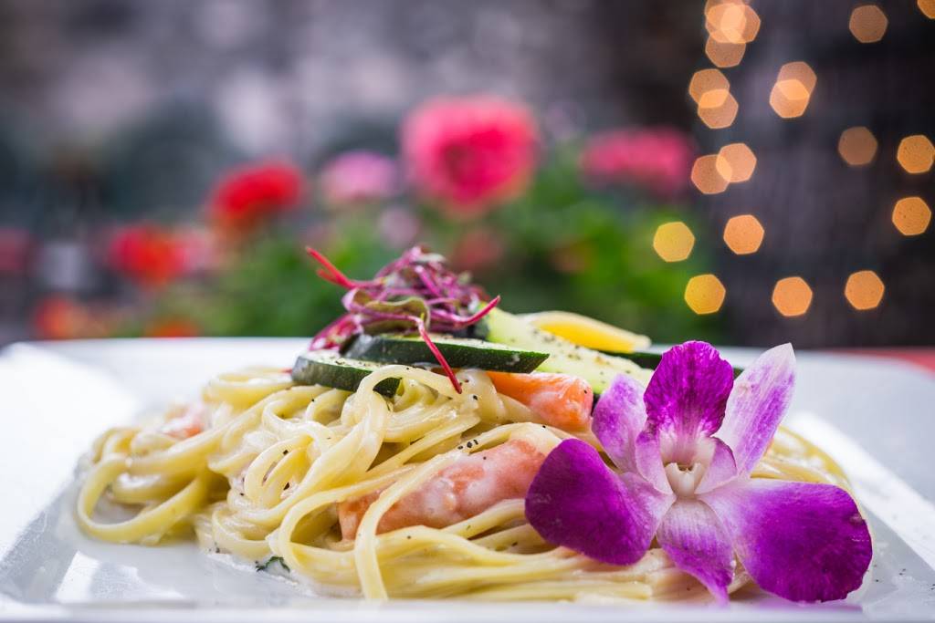 Magic Bistro | restaurant | 5034 Doniphan Dr unit b, El Paso, TX 79932, USA | 9158332121 OR +1 915-833-2121