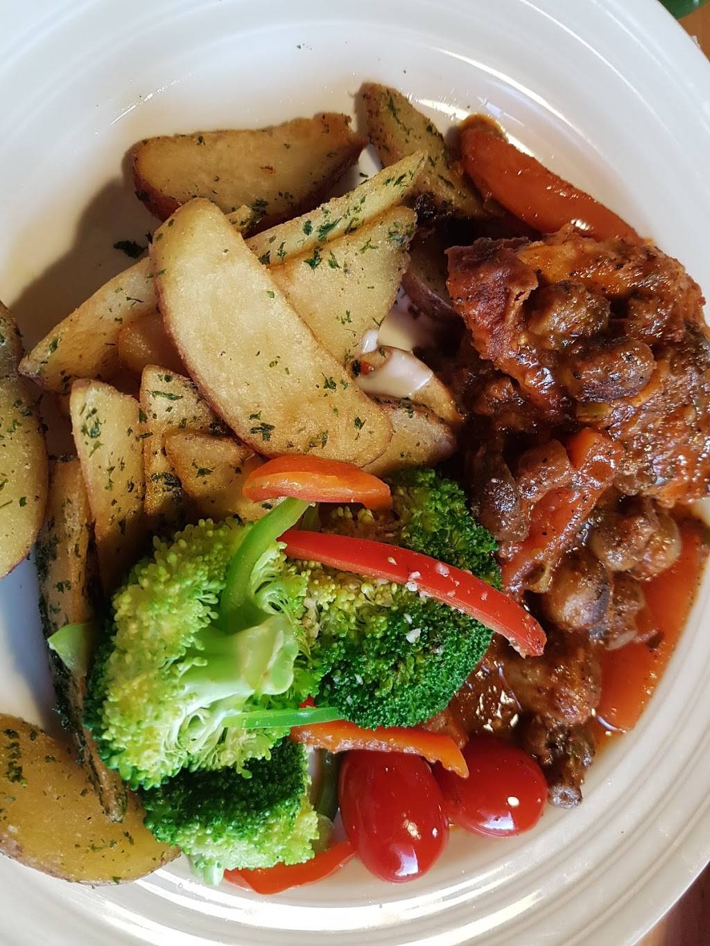 East Side Marios Etobicoke | restaurant | 642 Dixon Rd Unit A, Etobicoke, ON M9W 1J1, Canada | 4162497371 OR +1 416-249-7371