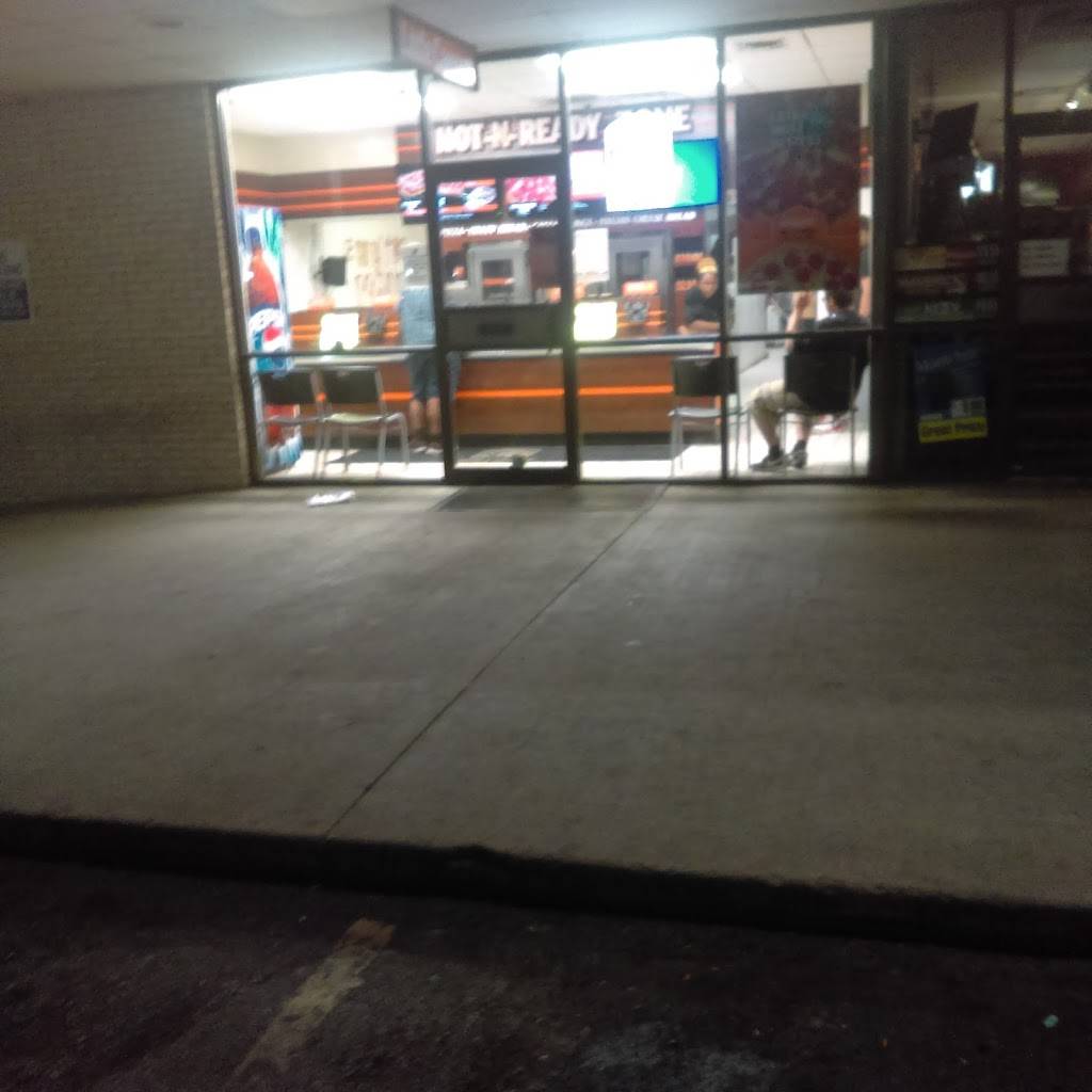 Little Caesars Pizza | meal takeaway | 4100 E Harry St, Wichita, KS 67218, USA | 3166864400 OR +1 316-686-4400