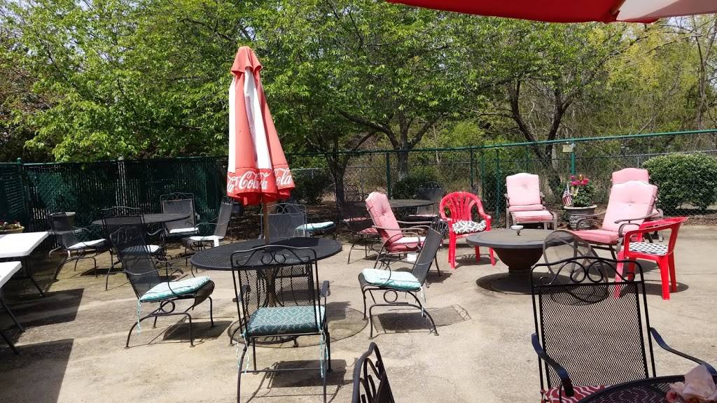 Aharts Pizza Garden | restaurant | 2476 Old Fort Pkwy, Murfreesboro, TN 37128, USA | 6154949797 OR +1 615-494-9797