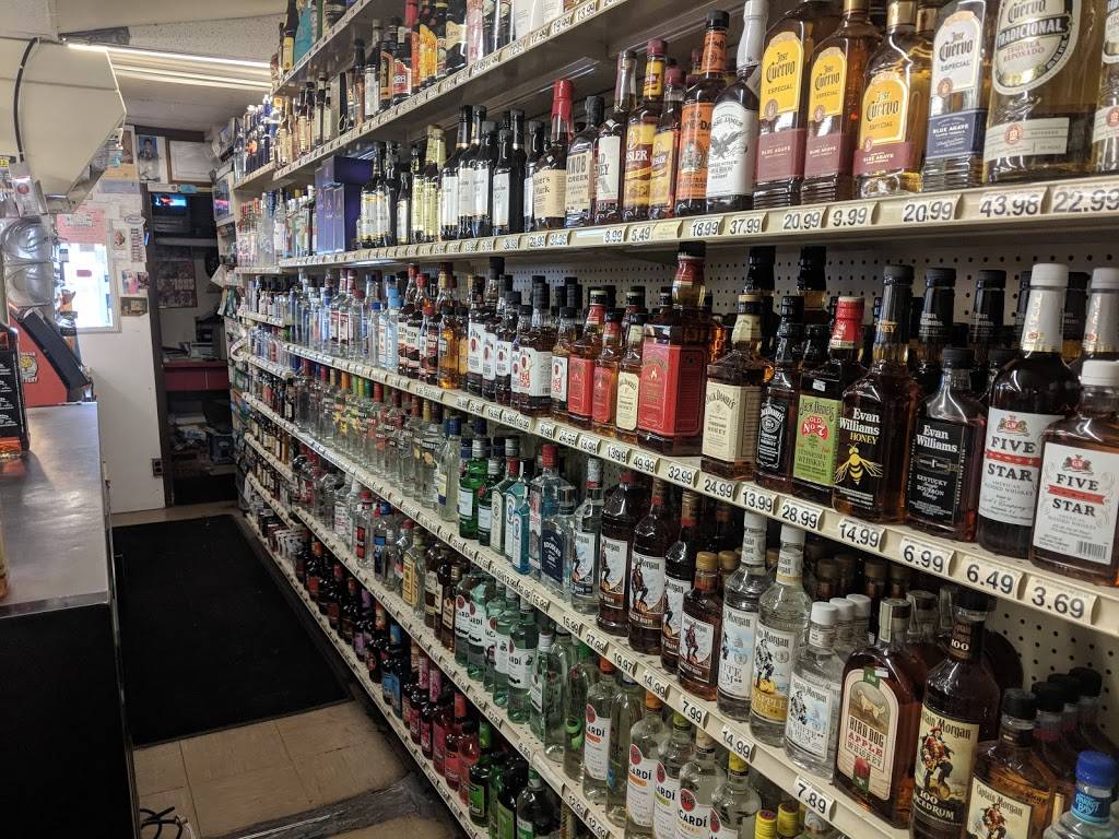 Mamas Pizzeria & Hanis Party | restaurant | 48909 Jefferson Ave, Chesterfield, MI 48047, USA | 5869497400 OR +1 586-949-7400