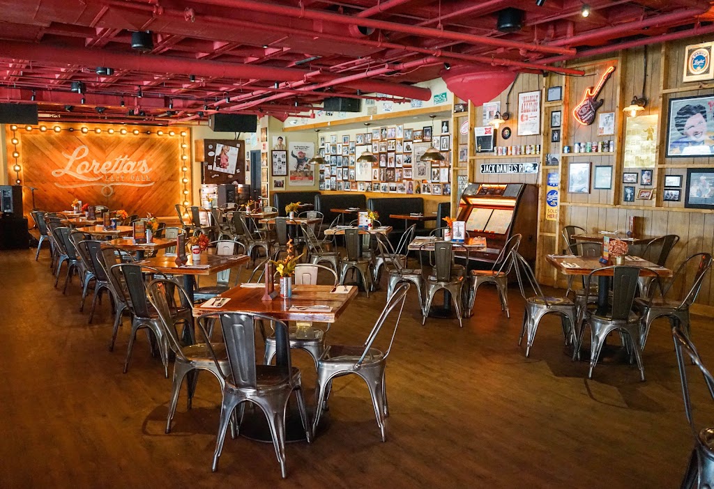Lorettas Last Call | restaurant | 1 Lansdowne St, Boston, MA 02215, USA | 6174219595 OR +1 617-421-9595