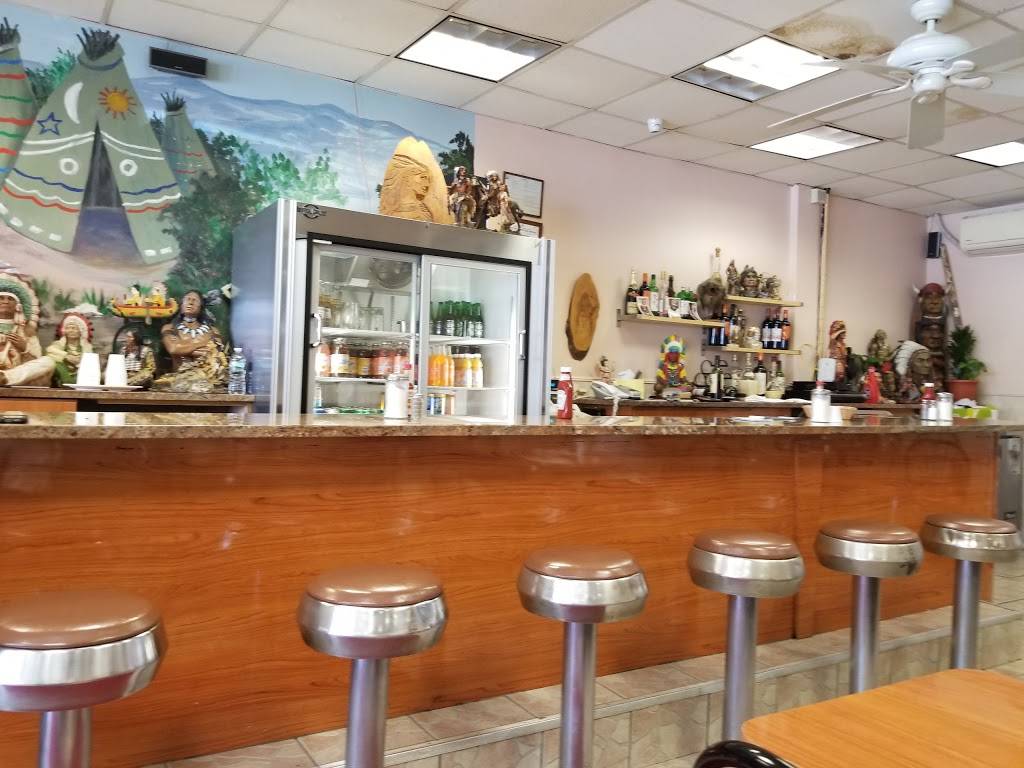 Gilbertos Cafeteria | restaurant | 7616 Bergenline Ave, North Bergen, NJ 07047, USA | 2018549876 OR +1 201-854-9876