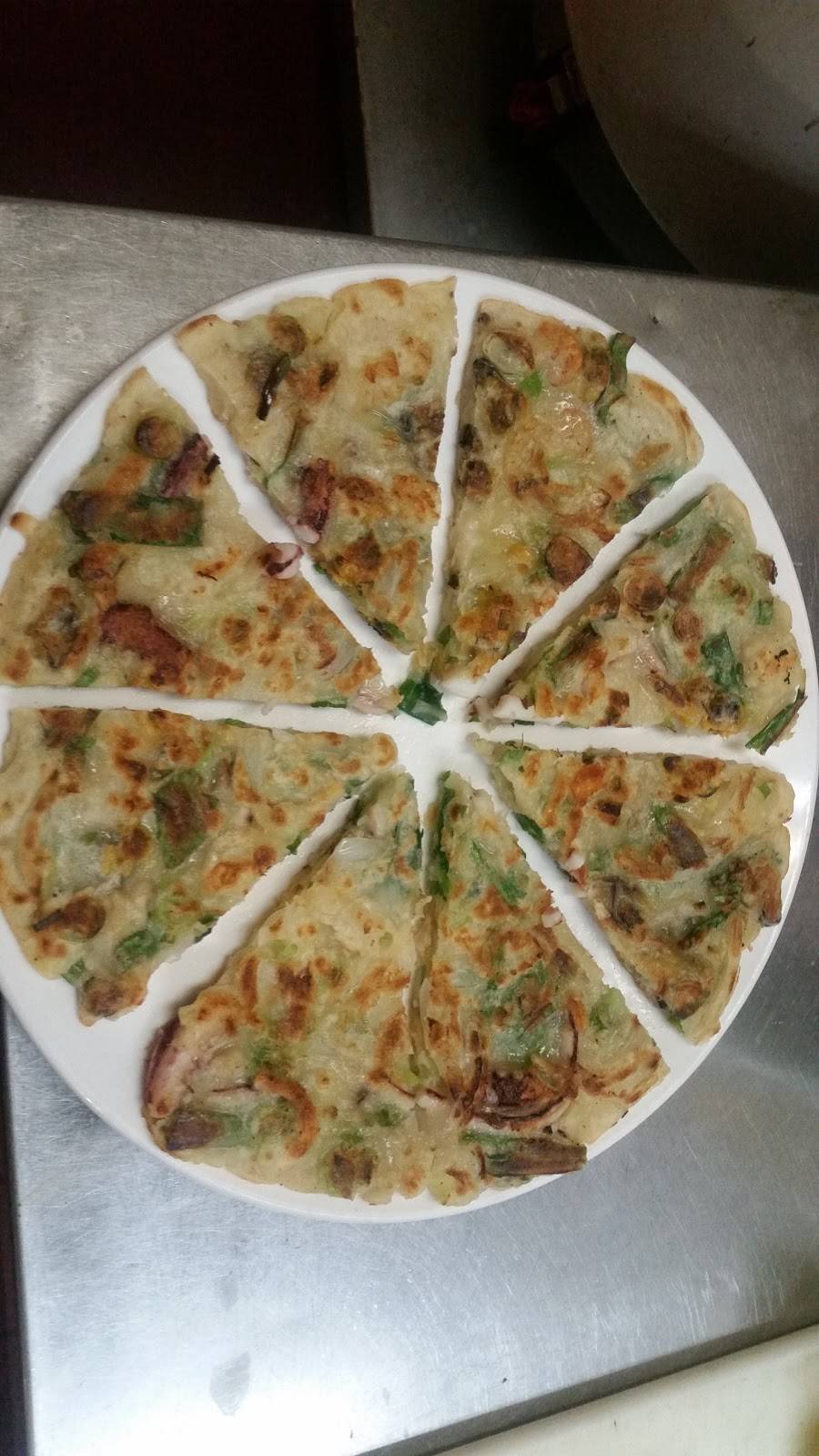 Sikgaek Pocha | restaurant | 13860 Braddock Rd # A, Centreville, VA 20121, USA | 7038300417 OR +1 703-830-0417