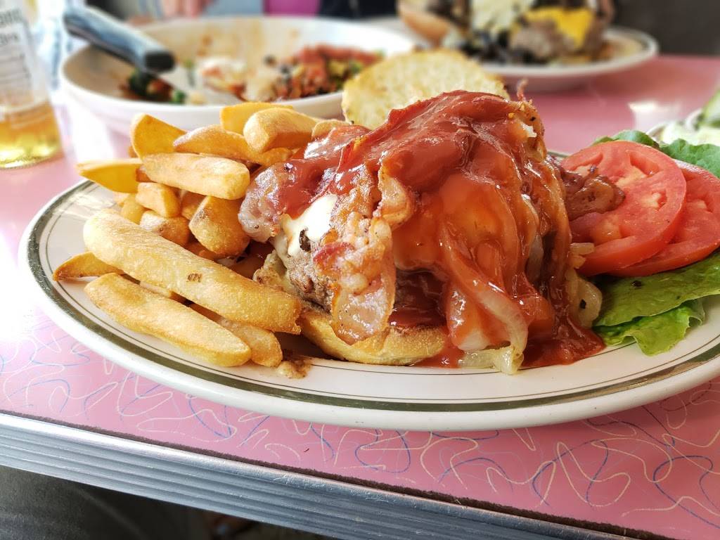 Jackson Hole | restaurant | 69-35 Astoria Blvd N, East Elmhurst, NY 11370, USA | 7182047070 OR +1 718-204-7070