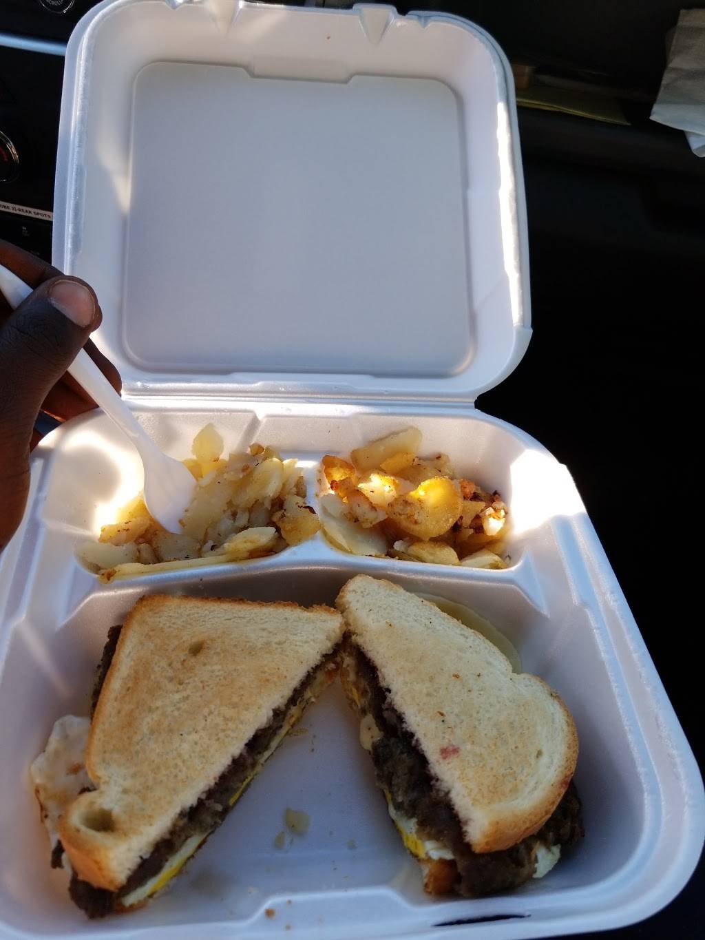 Twinnys Place | meal takeaway | 162 N Main St, Galena, MD 21635, USA | 4106485784 OR +1 410-648-5784