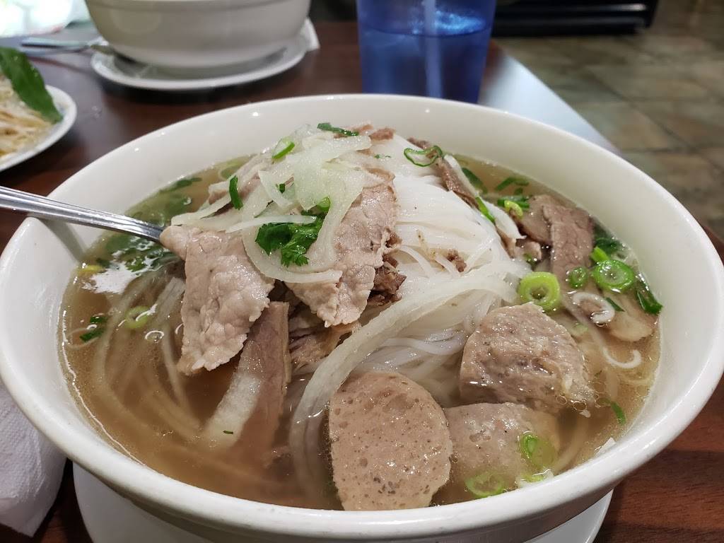Pho VN | restaurant | 1187 N Willow Ave, Clovis, CA 93611, USA | 5593248677 OR +1 559-324-8677
