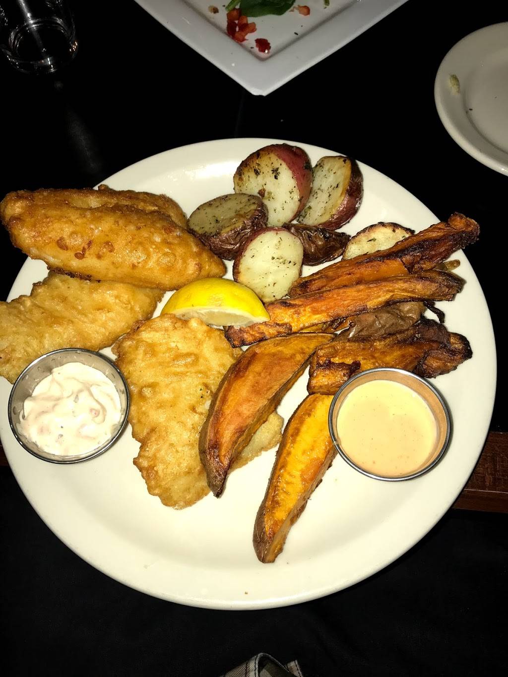 Carlyle Grill | restaurant | 3660 Jackson Rd, Ann Arbor, MI 48103, USA | 7342139800 OR +1 734-213-9800