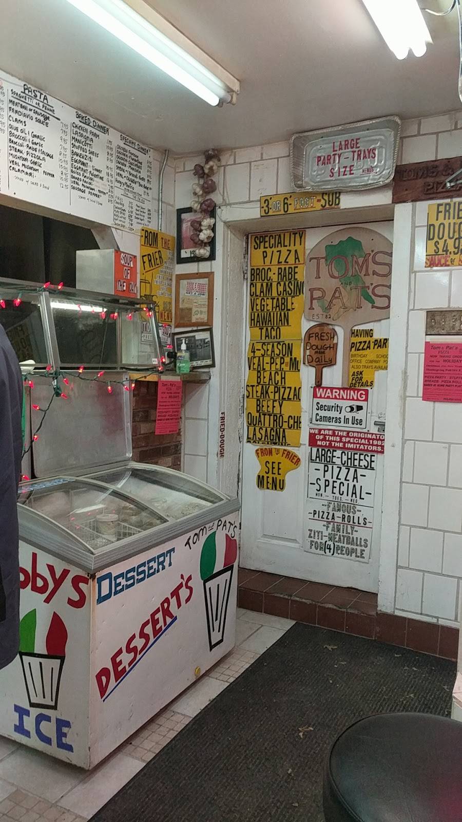 Tom & Pats Pizza | restaurant | 9 Prospect Ave, West Haven, CT 06516, USA | 2039325315 OR +1 203-932-5315