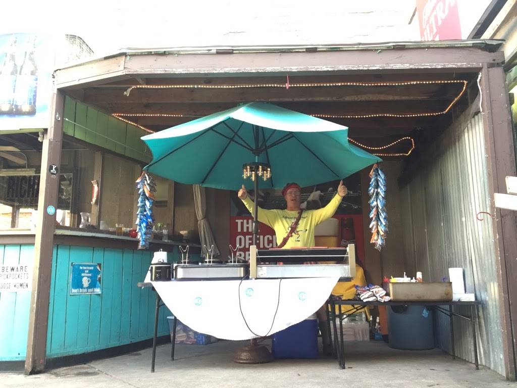 Johnny Hot Dogs | meal takeaway | 3800 S Main St, Joplin, MO 64804, USA | 4174385663 OR +1 417-438-5663