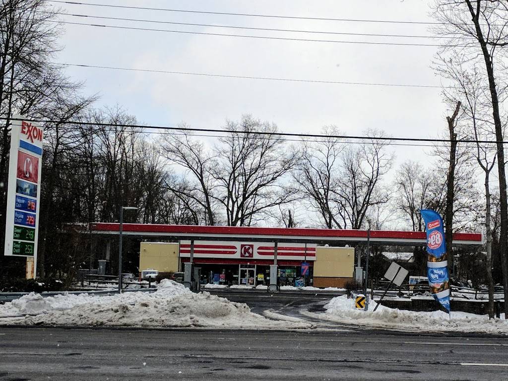 Exxon | restaurant | 70 U.S. 9, Morganville, NJ 07751, USA | 7329721083 OR +1 732-972-1083