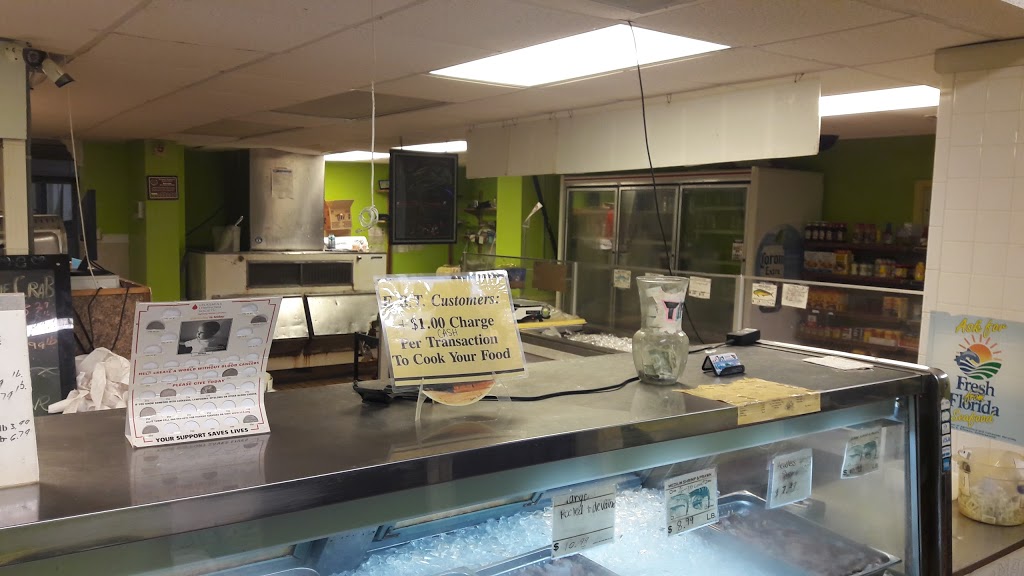 L&T Seafood Market | restaurant | 8710 Pensacola Blvd, Pensacola, FL 32534, USA | 8504947070 OR +1 850-494-7070