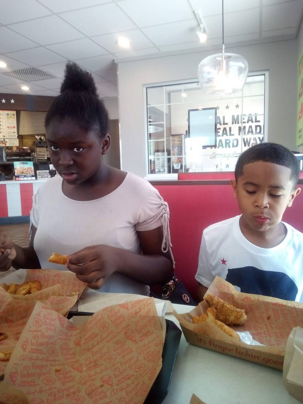 KFC | restaurant | 4030 Pio Nono Ave, Macon, GA 31206, USA | 4787887312 OR +1 478-788-7312