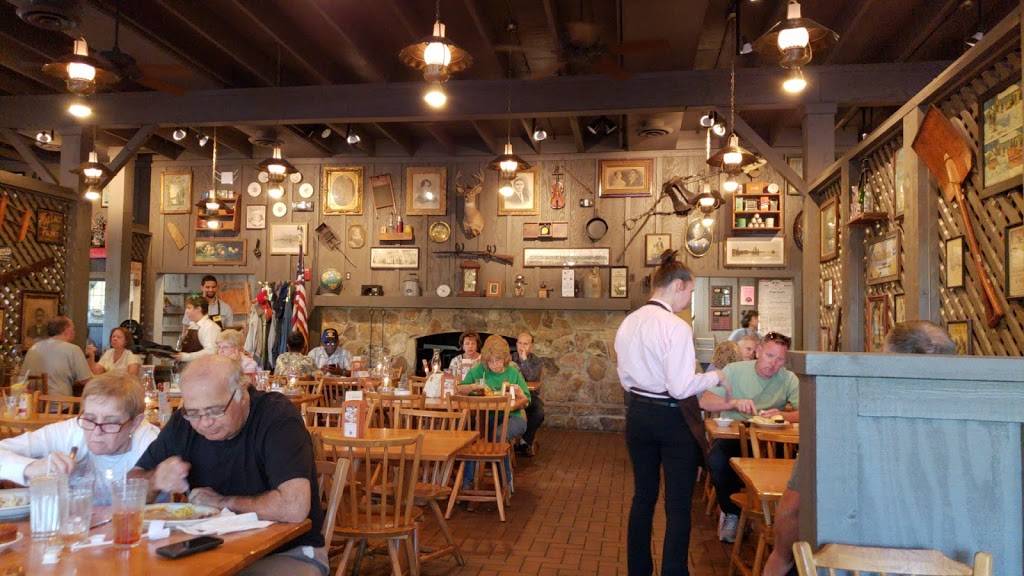 Cracker Barrel Old Country Store | restaurant | 3316 Daniels Rd, Winter Garden, FL 34787, USA | 4076542405 OR +1 407-654-2405