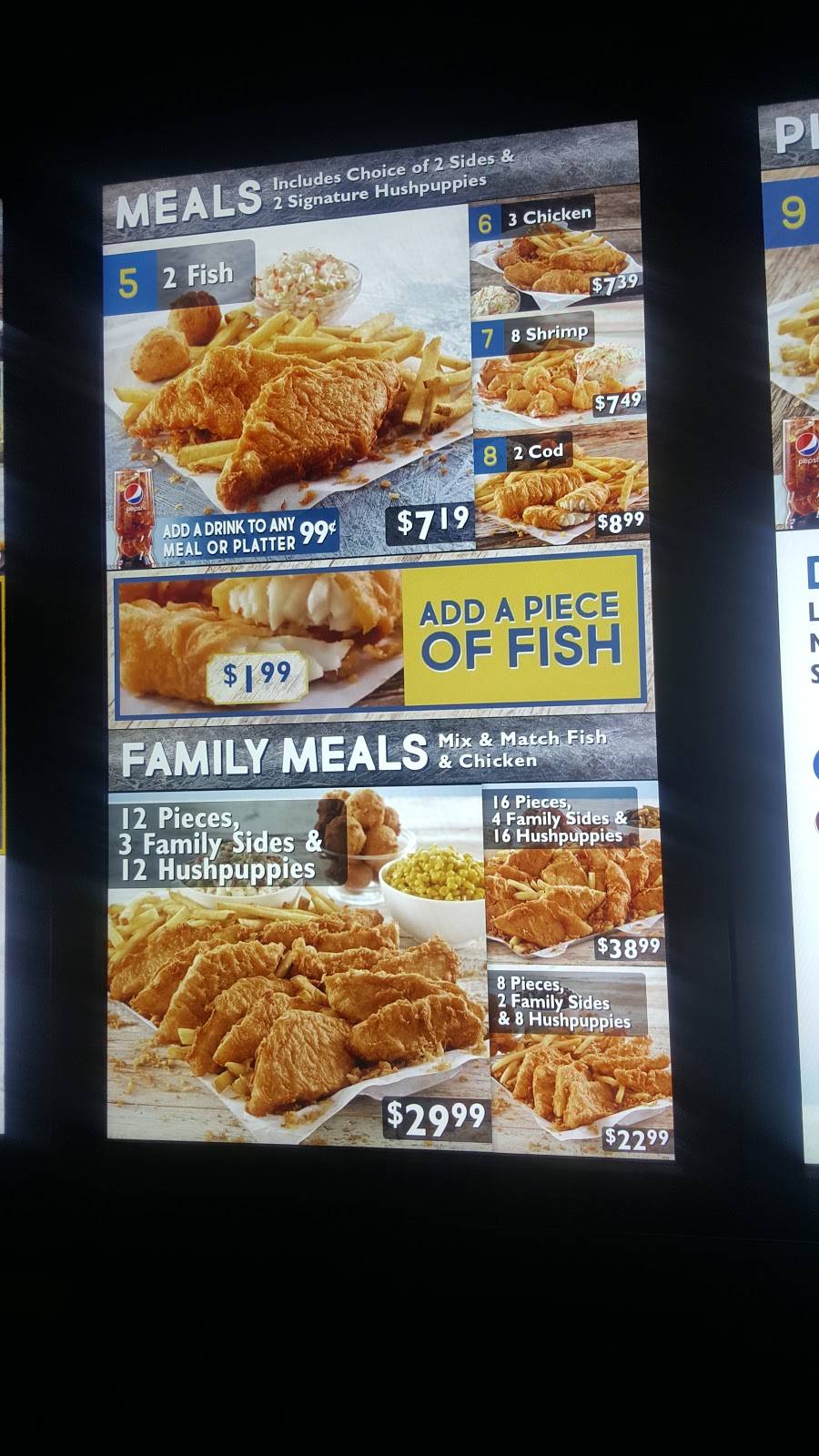 Long John Silvers | restaurant | 2621 S Westmoreland Rd, Dallas, TX 75211, USA | 2144314668 OR +1 214-431-4668