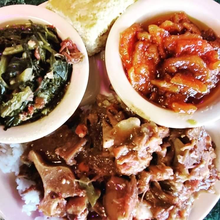 The Food Shack | restaurant | 5841 W Gulf Bank Rd, Houston, TX 77088, USA | 8323280246 OR +1 832-328-0246