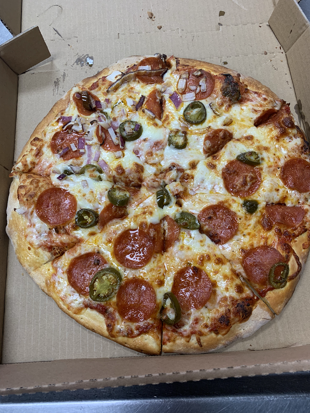 Sports Pizza Of Lake Elsinore California | restaurant | 16746 Lakeshore Drivers, Lake Elsinore, CA 92530, USA | 9512459774 OR +1 951-245-9774