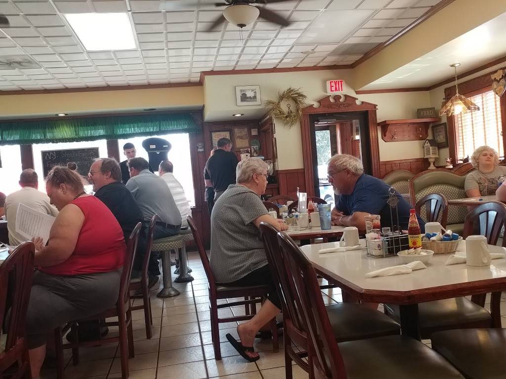 Big Rock Cafe | restaurant | 103 E Galena St, Big Rock, IL 60511, USA | 6305563610 OR +1 630-556-3610