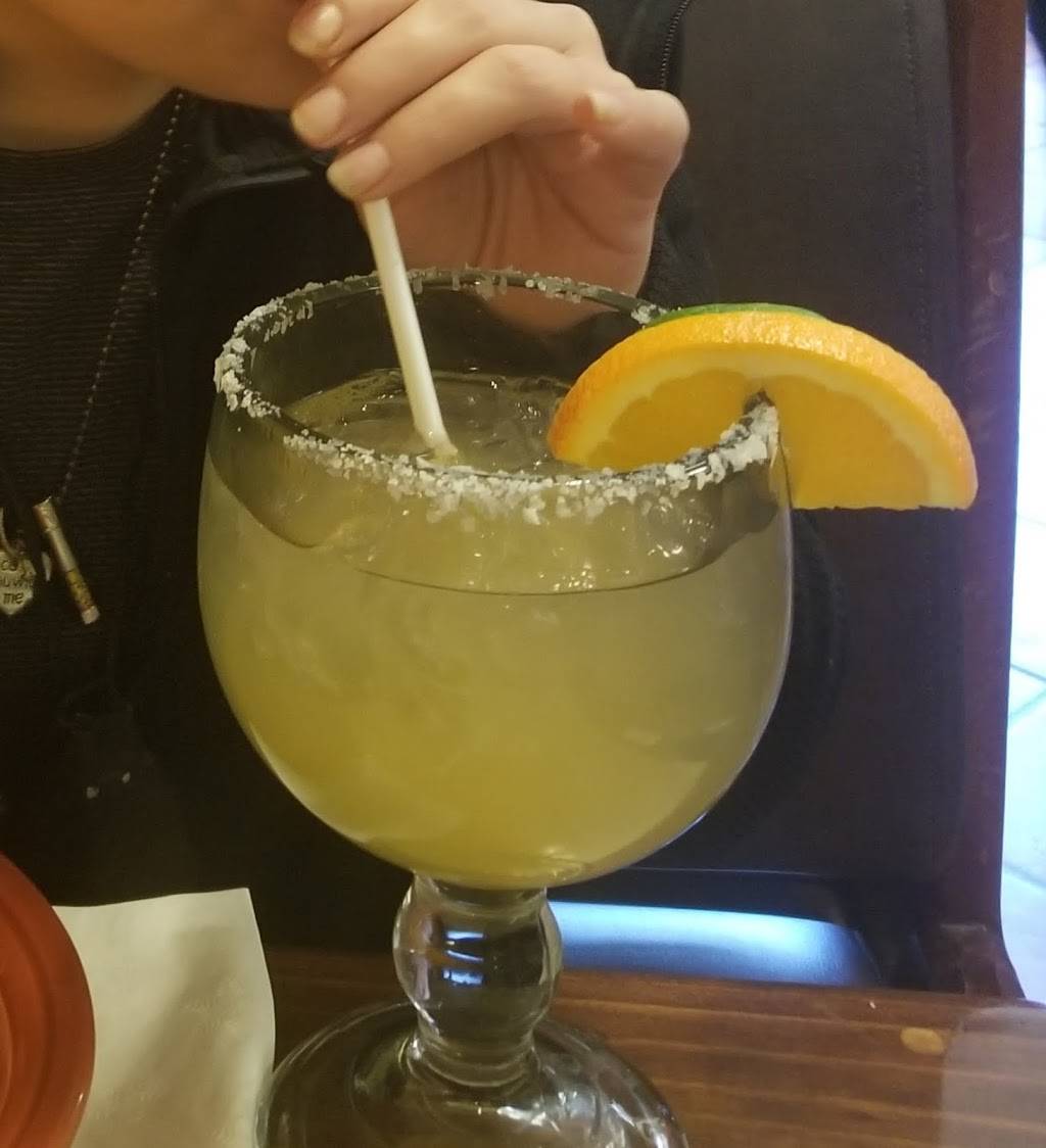 Tlaquepaque Mexican Grill & Restaurant | restaurant | 50601 Valley Plaza Dr, St Clairsville, OH 43950, USA | 7406952560 OR +1 740-695-2560