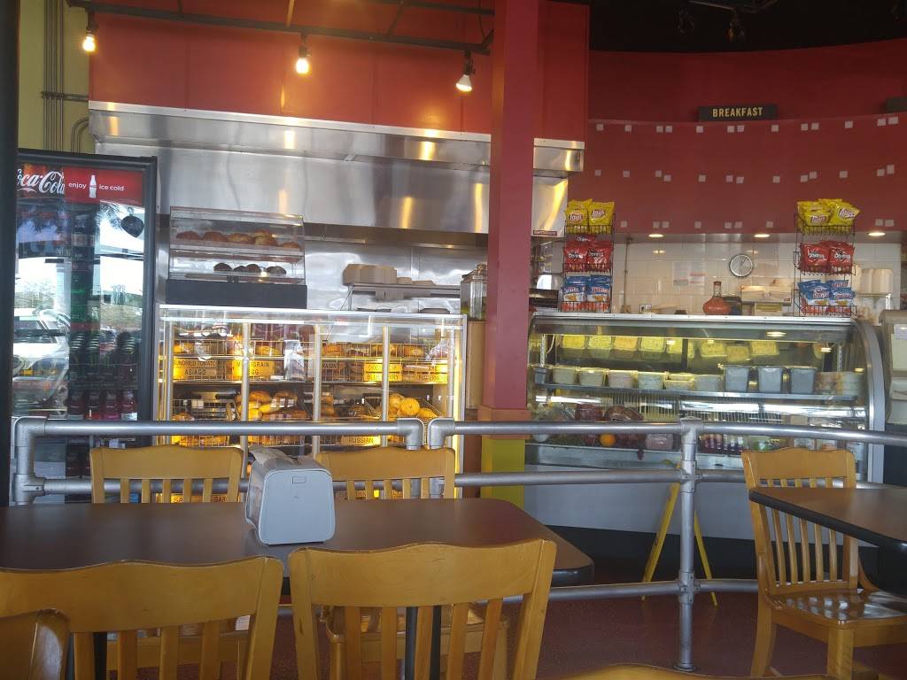 Makebs Bagels | bakery | 4352 Okeechobee Blvd, West Palm Beach, FL 33409, USA | 5612422700 OR +1 561-242-2700