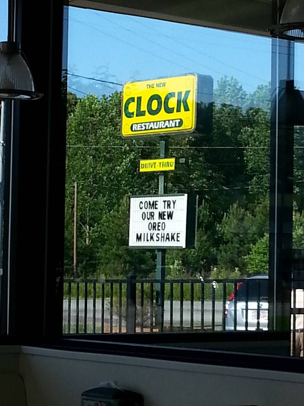 Clock | restaurant | 3798 Farrs Bridge Rd, Easley, SC 29640, USA | 8642941600 OR +1 864-294-1600