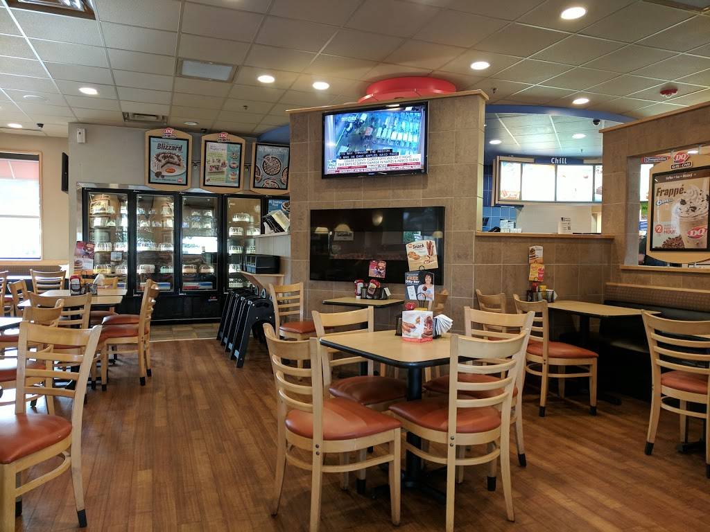 Dairy Queen Grill & Chill | restaurant | 411 N Veterans Pkwy, Bloomington, IL 61704, USA | 3096624446 OR +1 309-662-4446