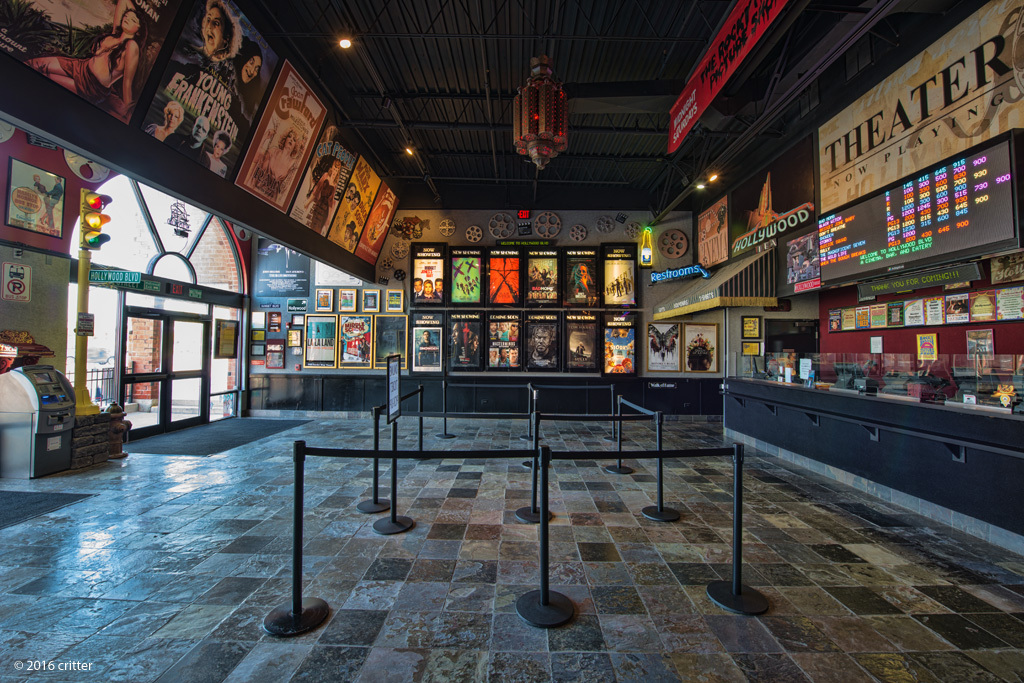 Hollywood Blvd Cinema | restaurant | 1001 West, 75th St, Woodridge, IL 60517, USA | 6304271880 OR +1 630-427-1880