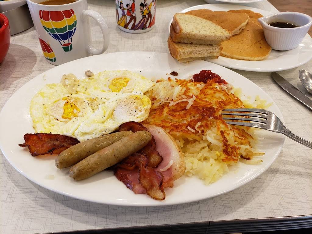 Annas House | restaurant | 6601 N Newburgh Rd, Westland, MI 48185, USA | 7342285361 OR +1 734-228-5361