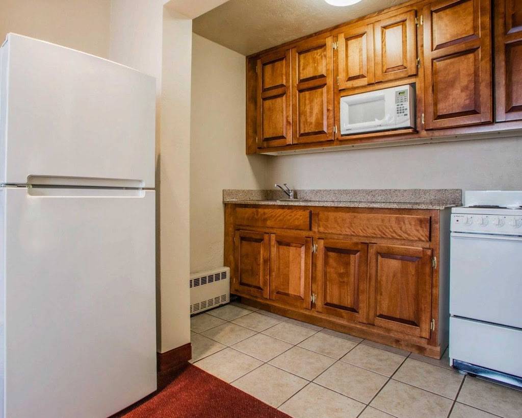 Quality Inn & Suites Downtown | restaurant | 321 S Washington St, Green Bay, WI 54301, USA | 9203281074 OR +1 920-328-1074