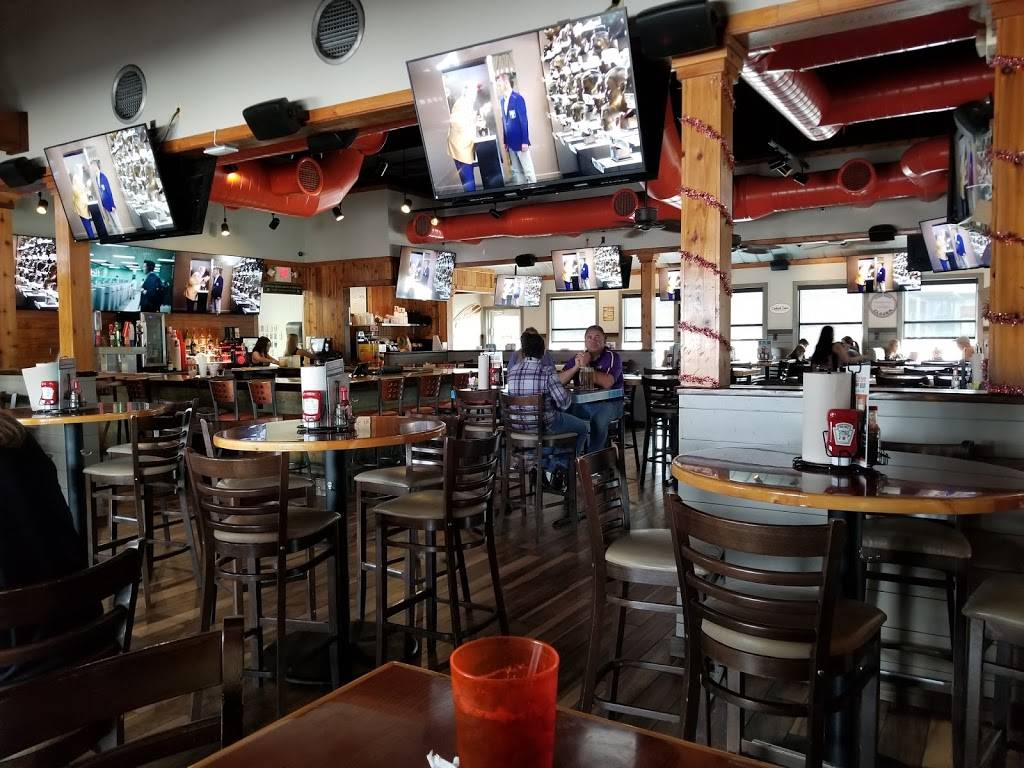 Hooters | meal takeaway | 254 Range 12 Blvd, Denham Springs, LA 70726, USA | 2252437962 OR +1 225-243-7962