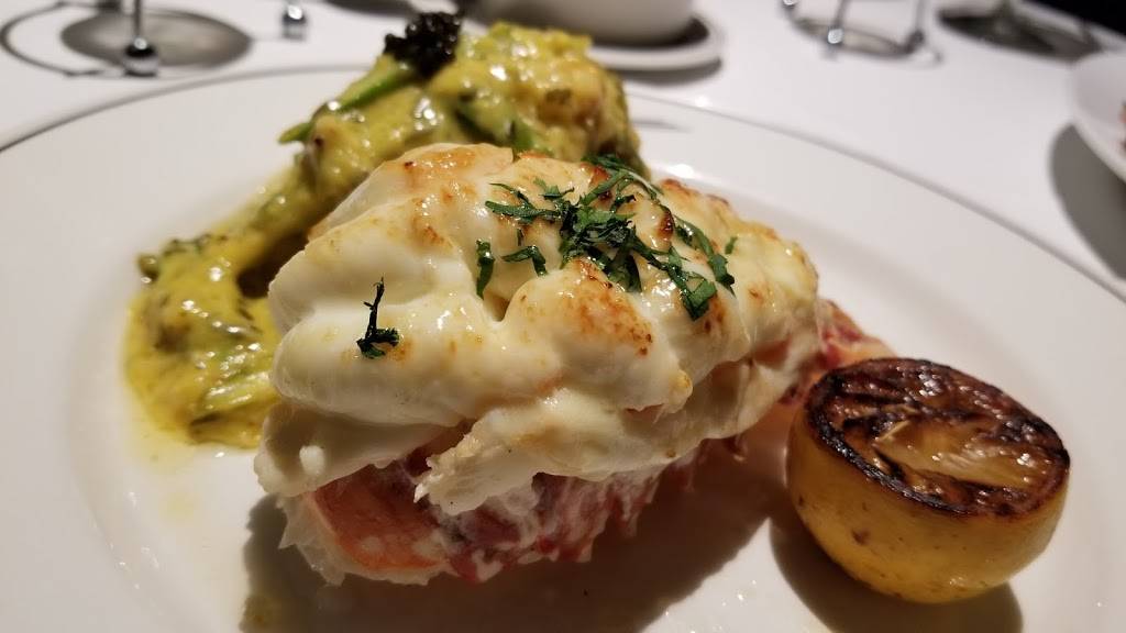 Trulucks | restaurant | 9860 Berwyn Ave, Rosemont, IL 60018, USA | 8472339404 OR +1 847-233-9404