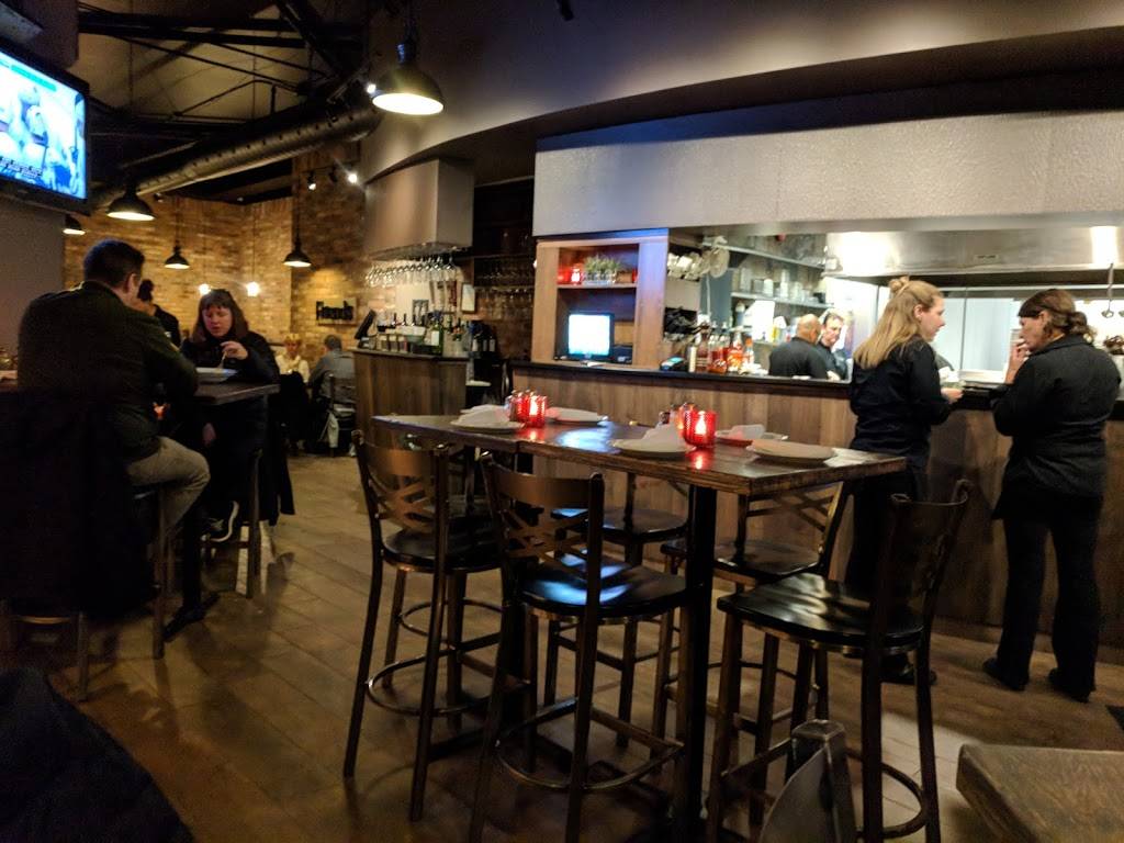 Portabellos Italian Bistro | restaurant | 10220 Derry Rd W, Milton, ON L9T 7J3, Canada | 9058781933 OR +1 905-878-1933