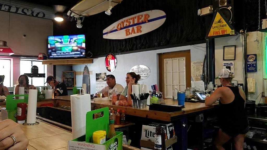 Clermont Oyster Bar | restaurant | 1500 S Hwy 27, Clermont, FL 34715, USA | 3522422857 OR +1 352-242-2857