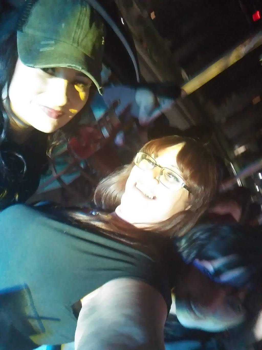 Grandmas | restaurant | 1901 Flower St, Bakersfield, CA 93305, USA | 6613748742 OR +1 661-374-8742